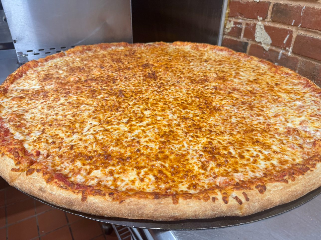 Cheese Pizza (X-Large 16") 20 + 2 free.